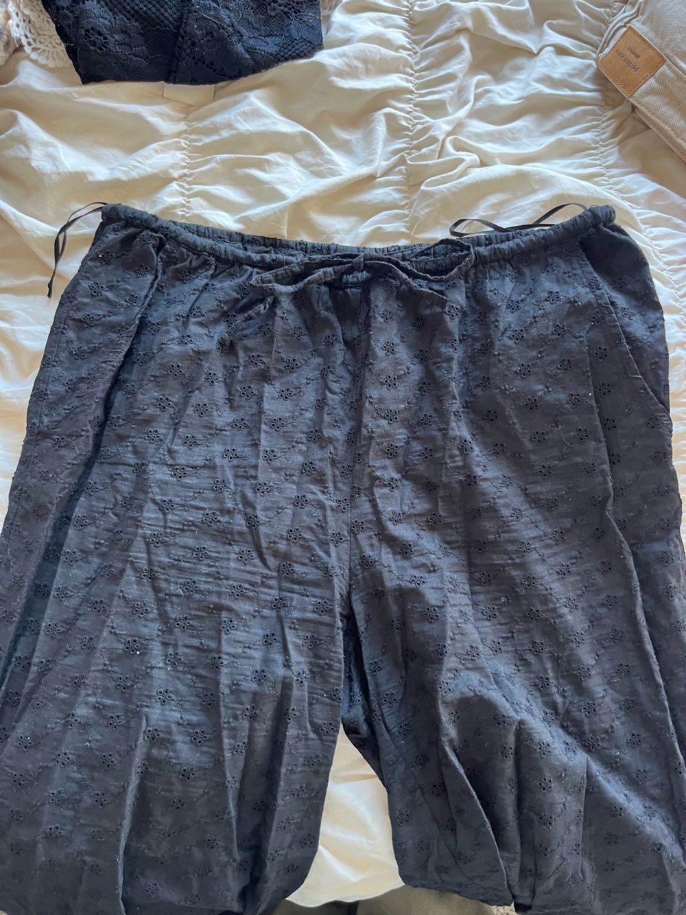 Eyelet Drawstring Waist Women's Pants from Ginatricot
